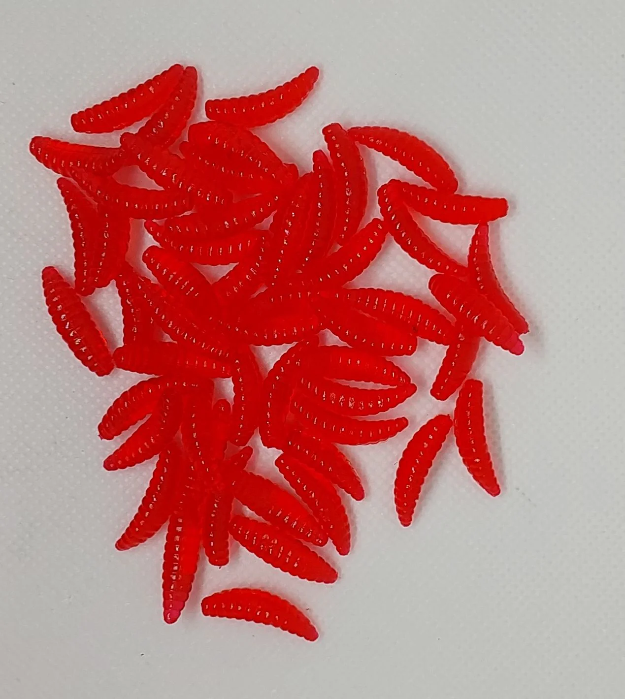 50PCS 2cm 0.3g Artificial Soft Grub Bait - Image 2