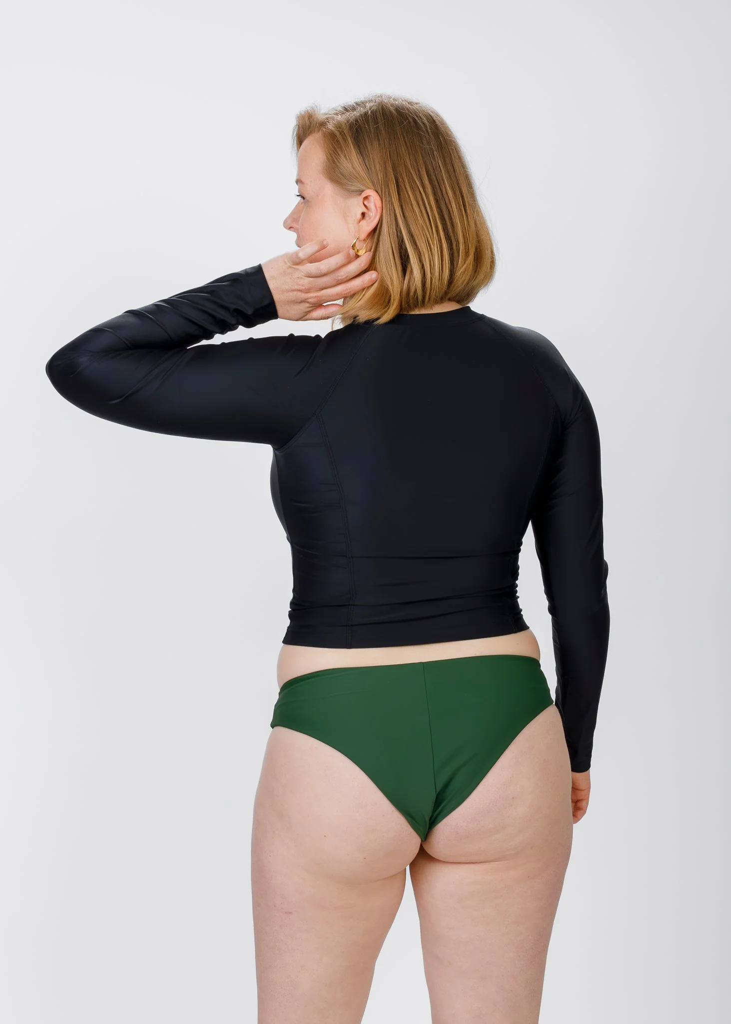 Amiria Crop Rashguard - Image 3