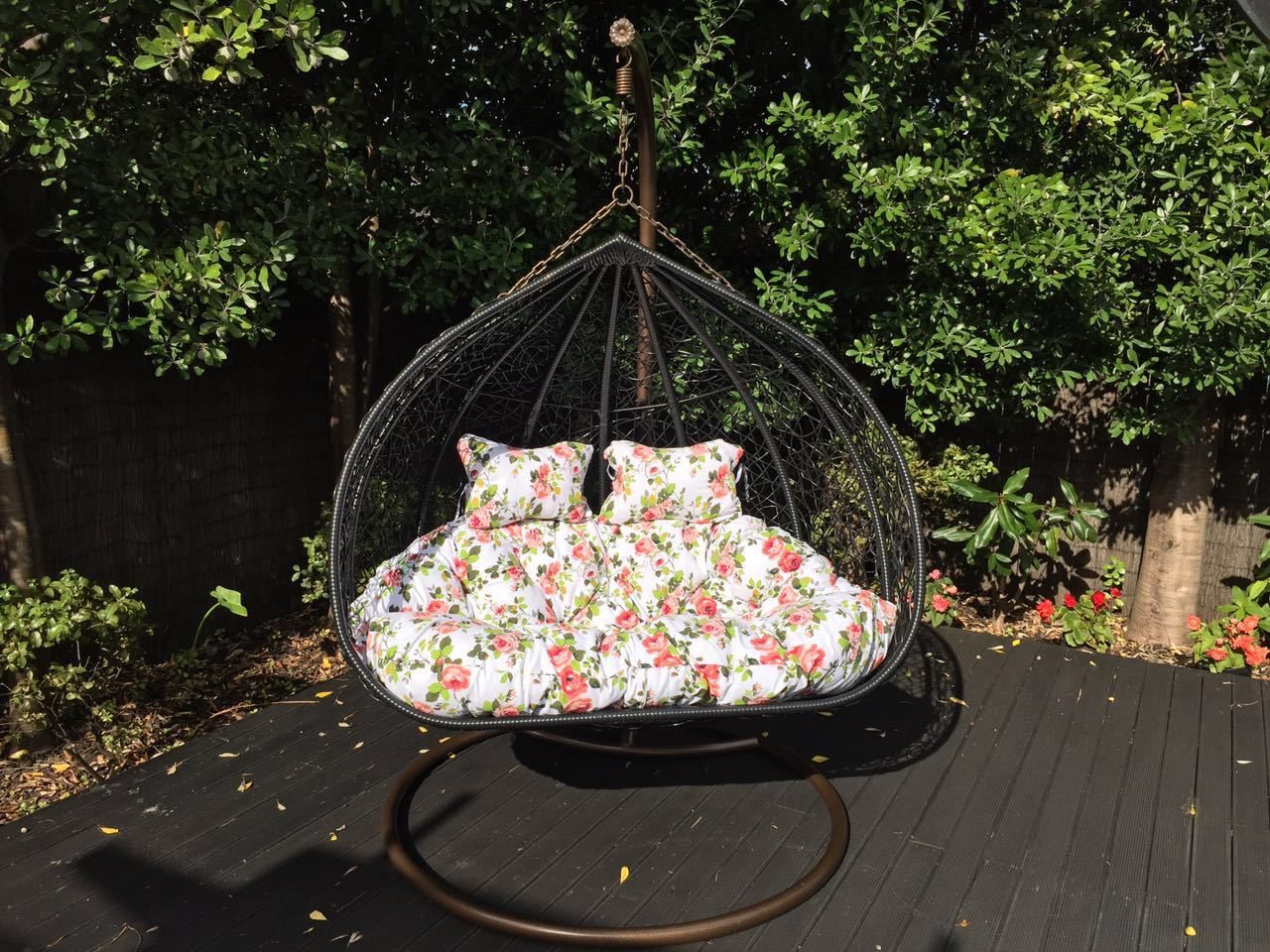Black Hanging Rattan Swing Patio Garden Chair Weave Egg Cushion - Image 3