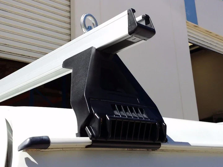 Car Roof Racks Universal Cross Bar - Image 4
