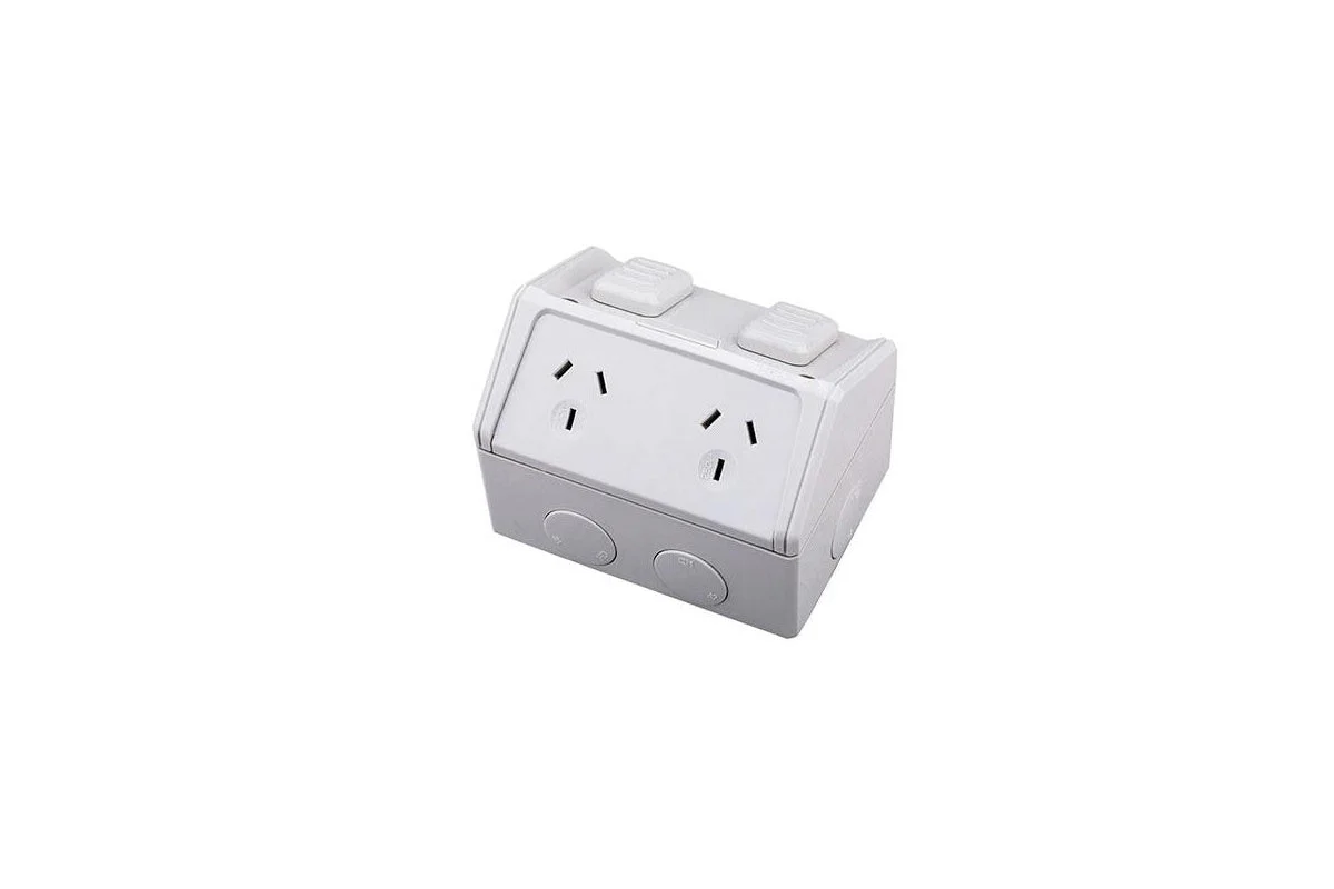 Double Power Point - Weatherproof 15 Amp - Image 2