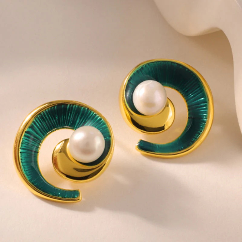 Embellique Retro Enamel Conch Freshwater Pearls Earrings - Image 2