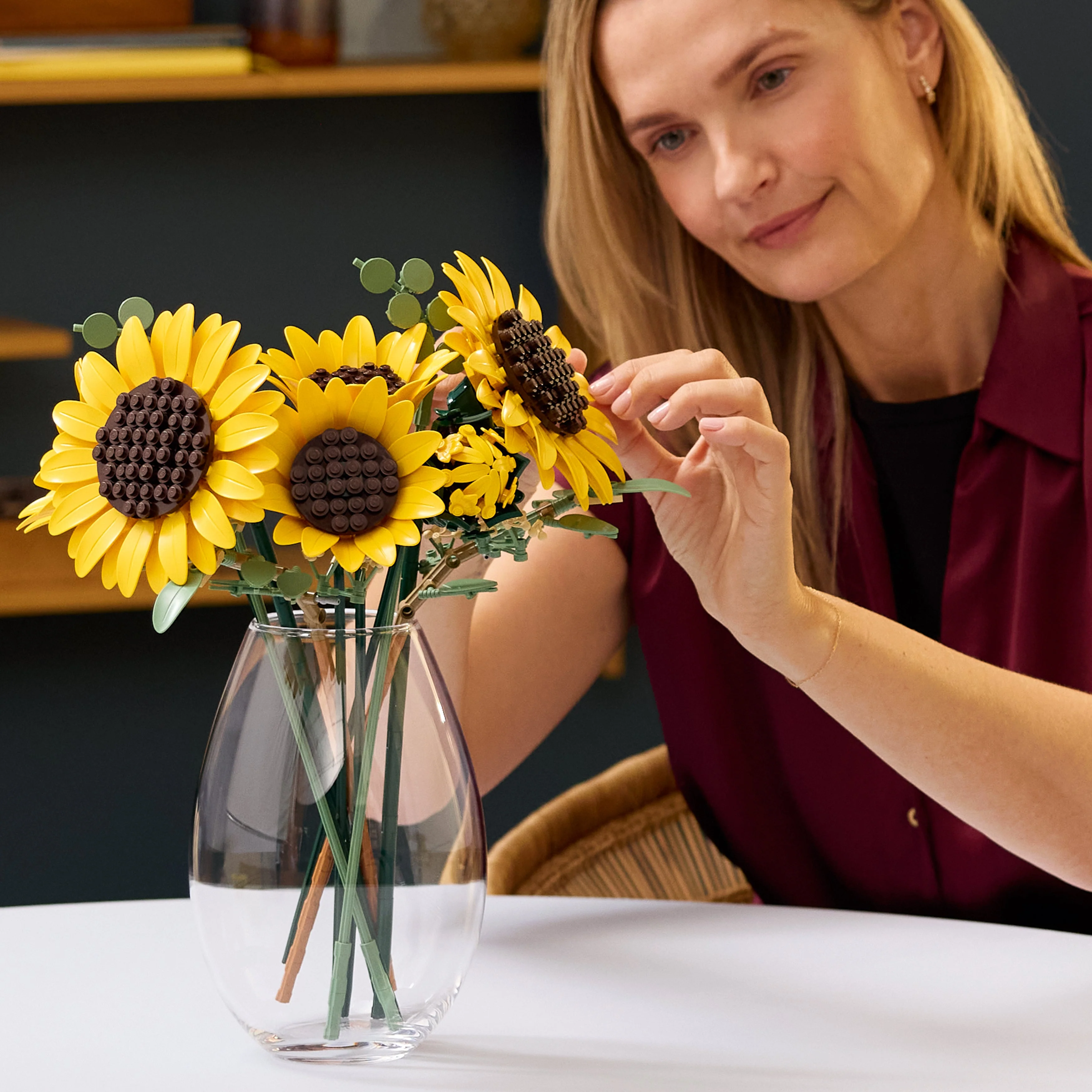 LEGO Botanicals: Sunflower Bouquet (11502) - Image 5