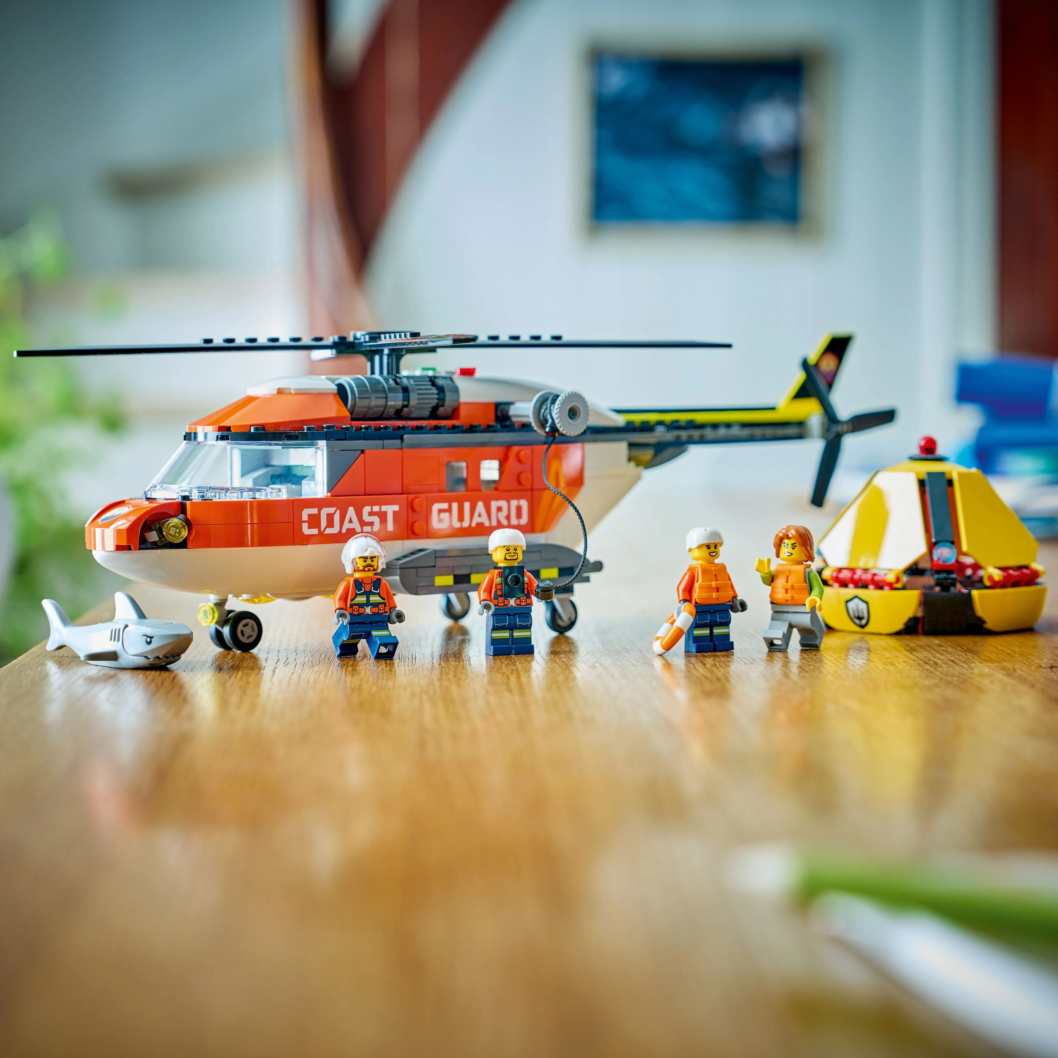 LEGO City: Coast Guard Helicopter (60503) - Image 6