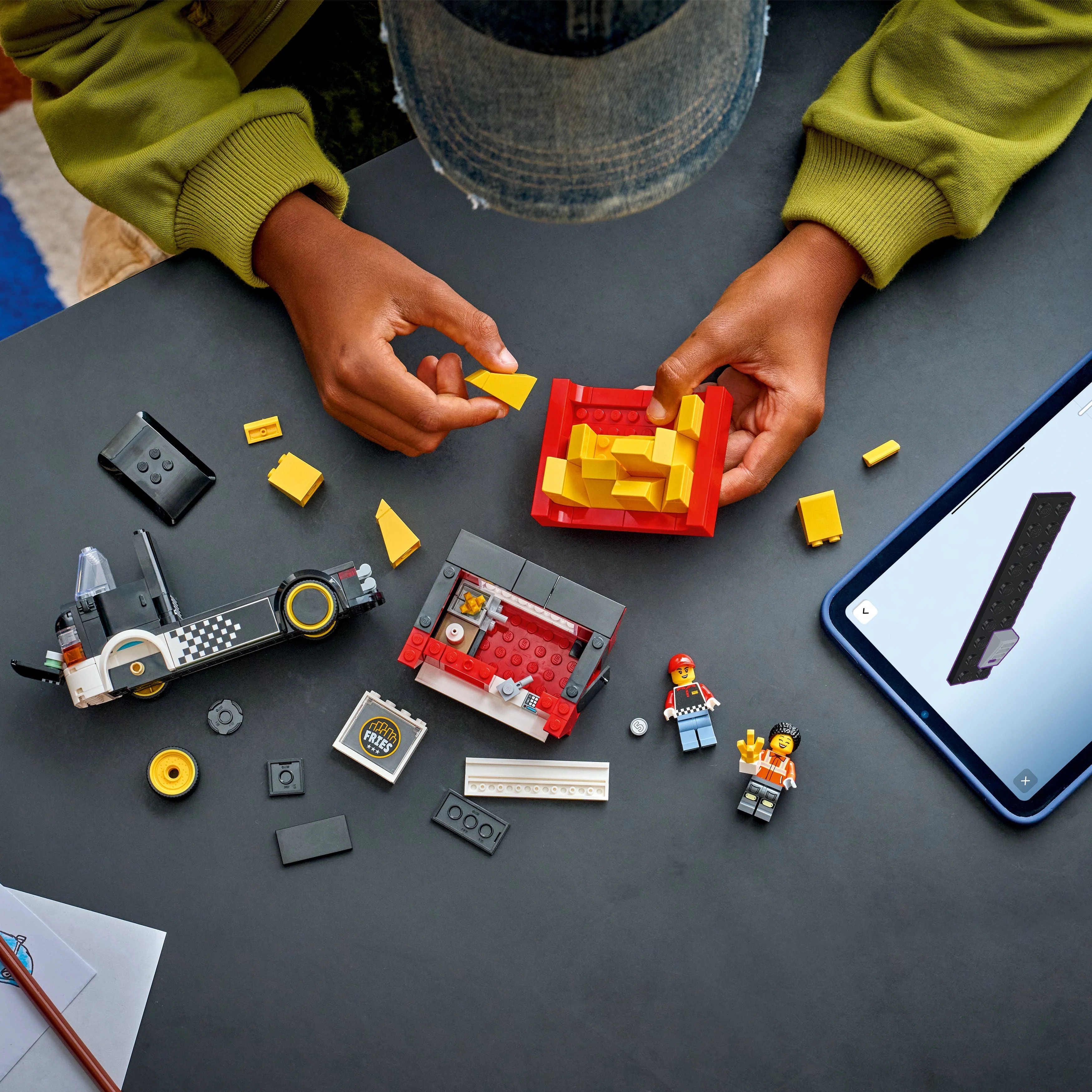 LEGO City: Fries Food Truck (60488) - Image 8