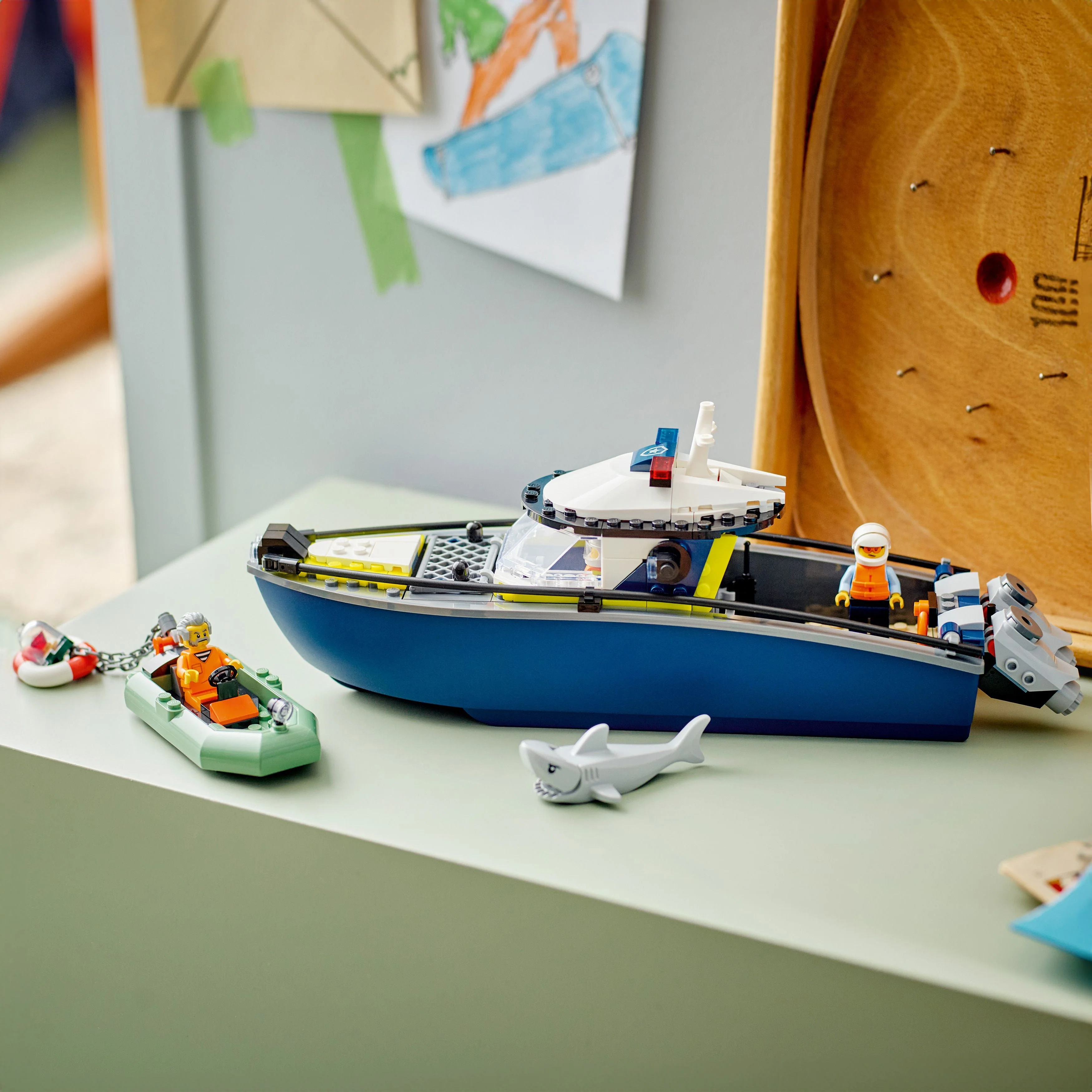 LEGO City: Police Boat Chase (60456) - Image 7