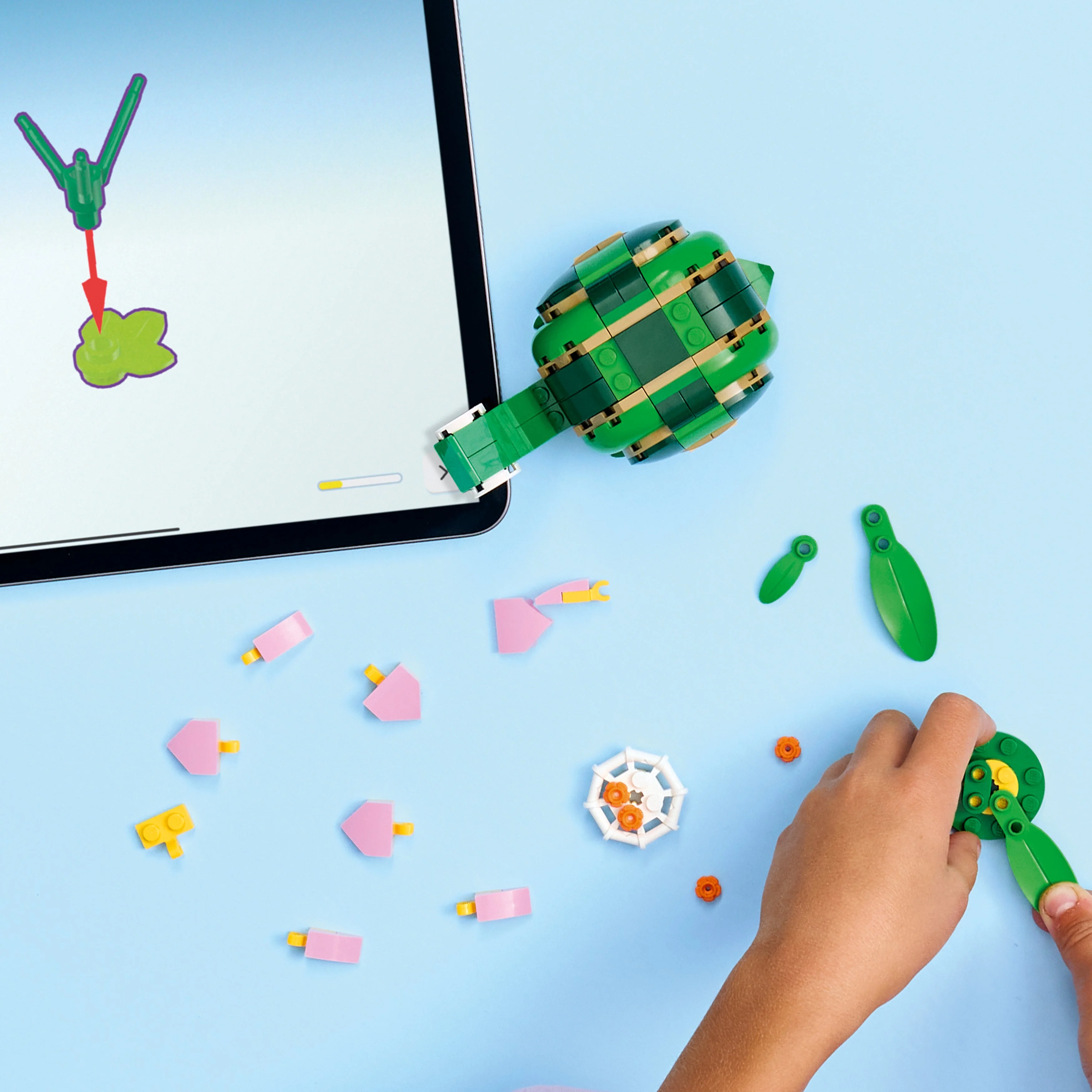 LEGO Creator: Turtle with a Water Lily Flower (31377) - Image 9
