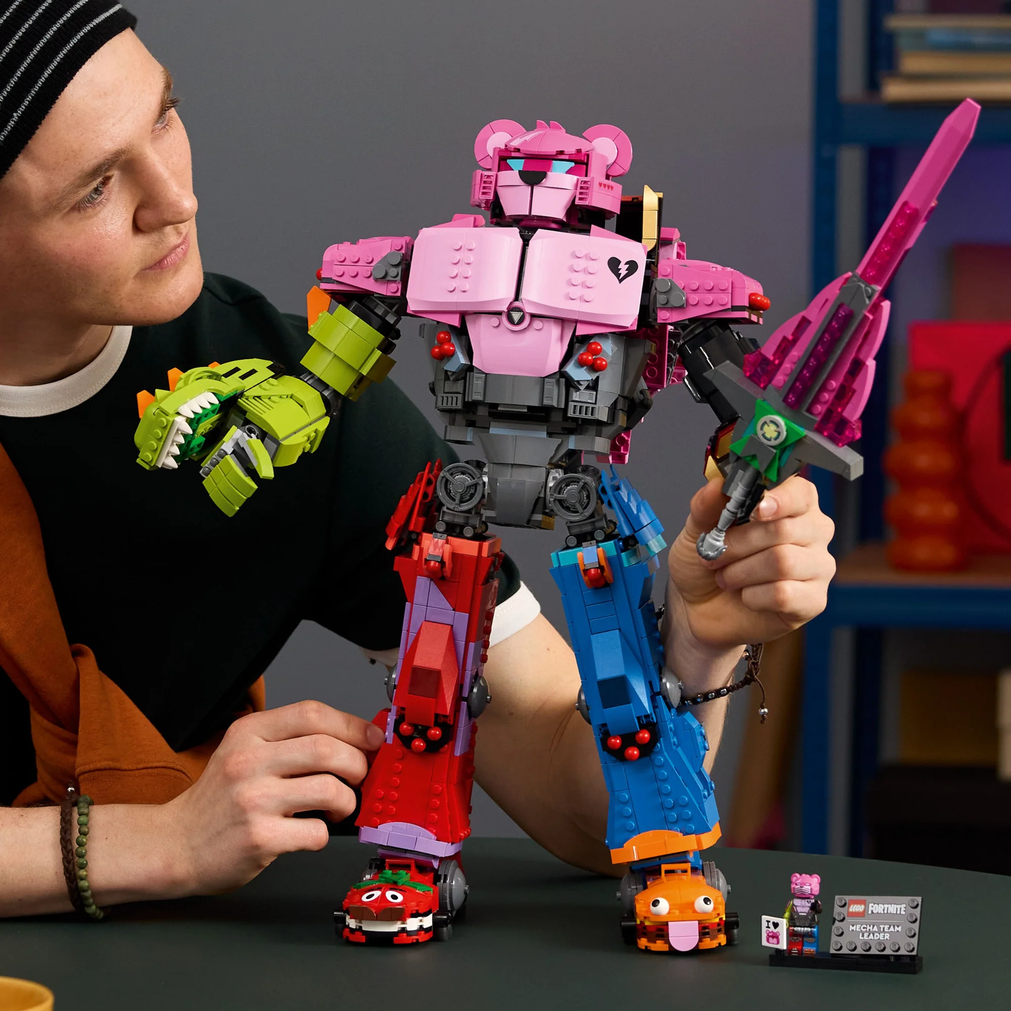 LEGO Fortnite: Mecha Team Leader (77078) - Image 4