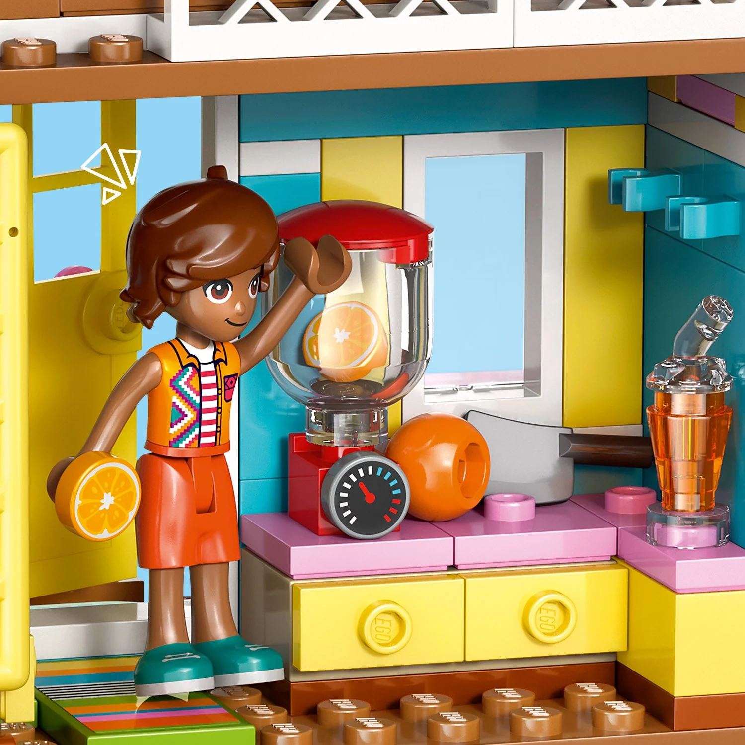 LEGO Friends: Beach House with Seals (42699) - Image 9