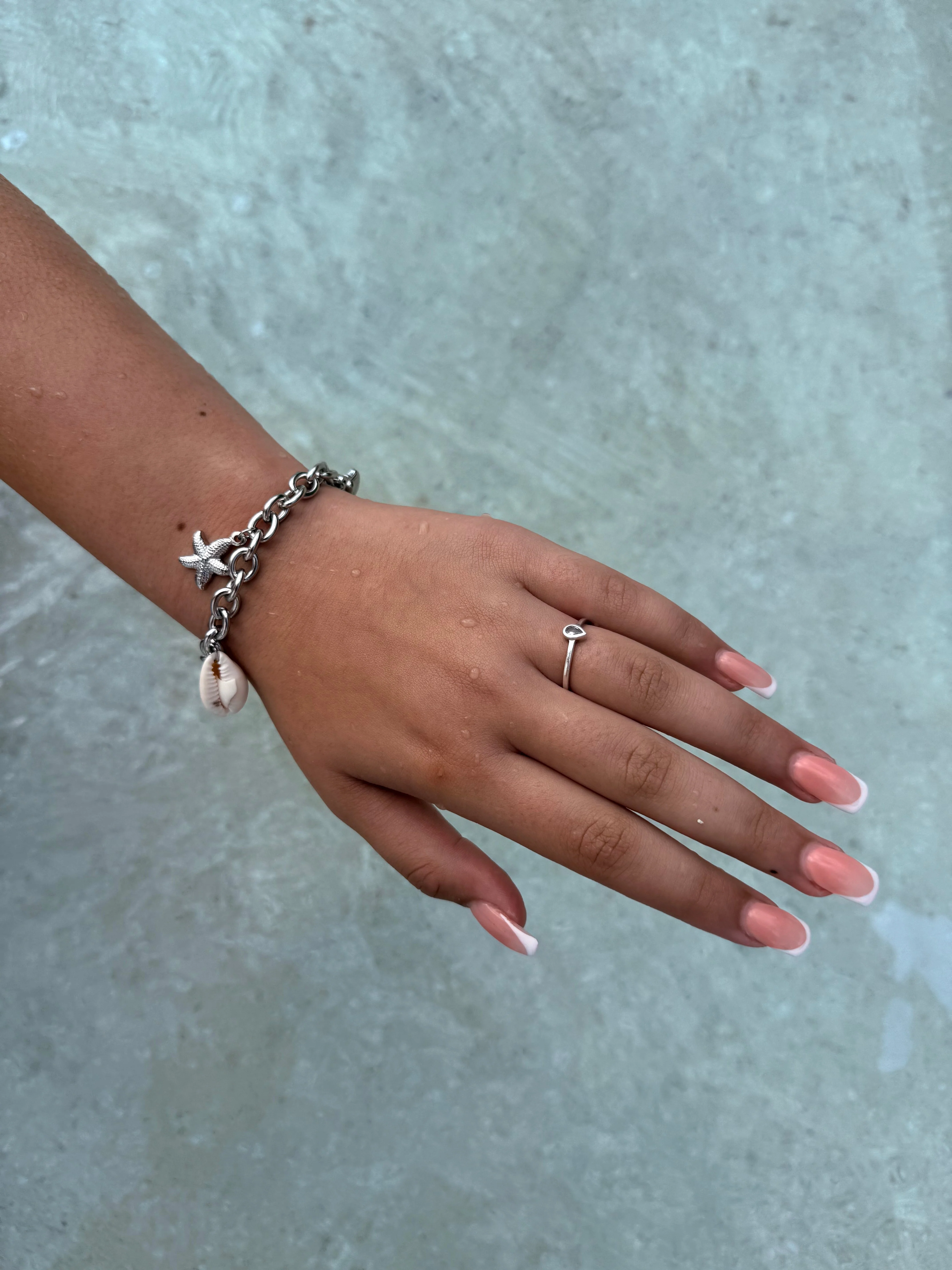 Moana Toiora Silver Bracelet - Image 3