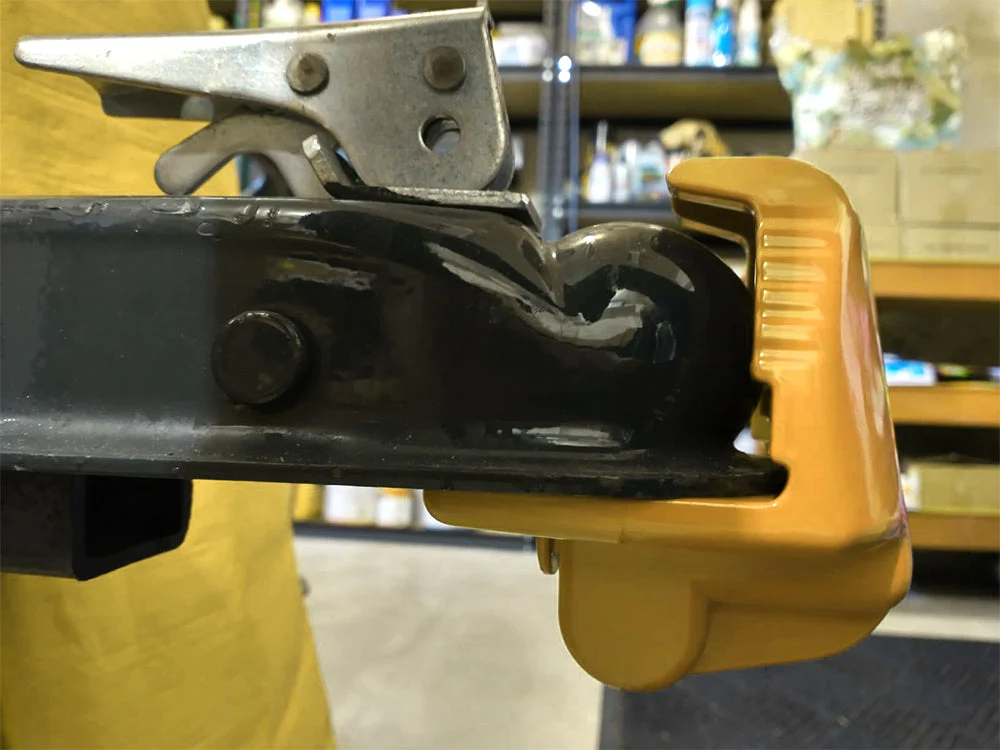Universal Trailer Hitch Coupler Lock - Yellow - Image 3
